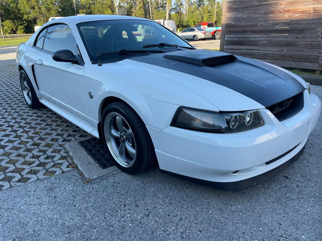 2004 Ford Mustang GT Deluxe